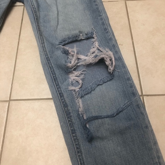 Empyre Easton distressed boyfriend jeans, size one. - Picture 4 of 16